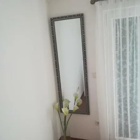 - Vesna * Baška Voda